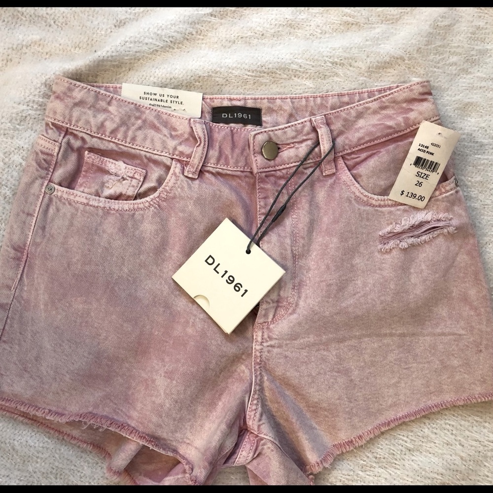 DL1961 Cleo High Rise Shorts Acid Pink sz 26